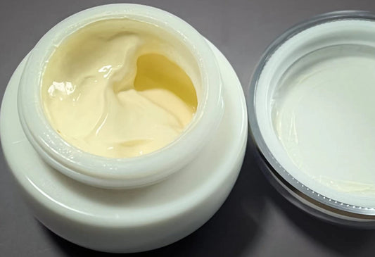 Steroidal Creams for Whitening and Their Side Effects