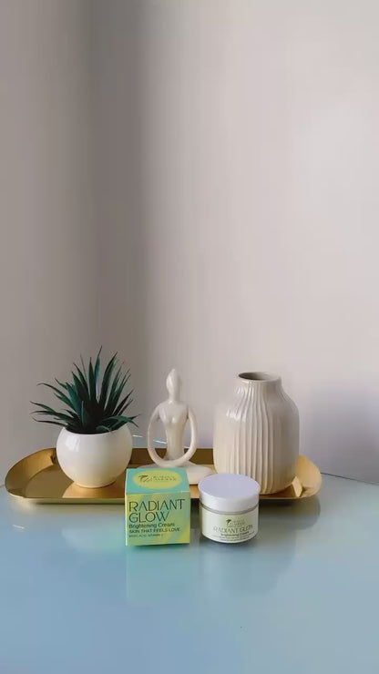 Ikaraa Amouré Radiant Glow Brightening Cream